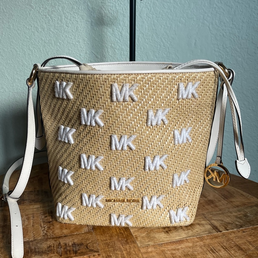 Michael Kors Euc Straw Capsule Eden Medium Bag - image 1